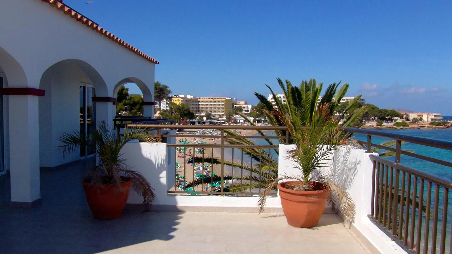 Apartamentos Playa Es Cana