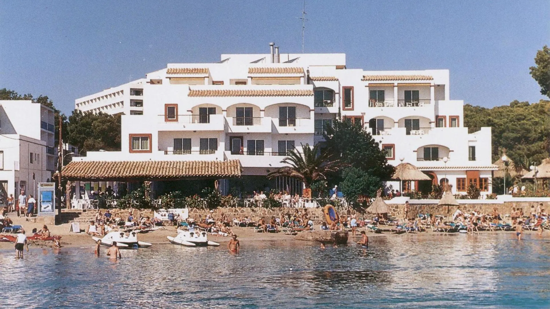 Apartamentos Playa Es Cana