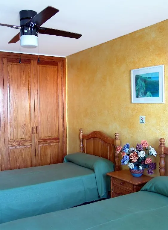 شقة Apartamentos Playa Es Cana إسبانيا